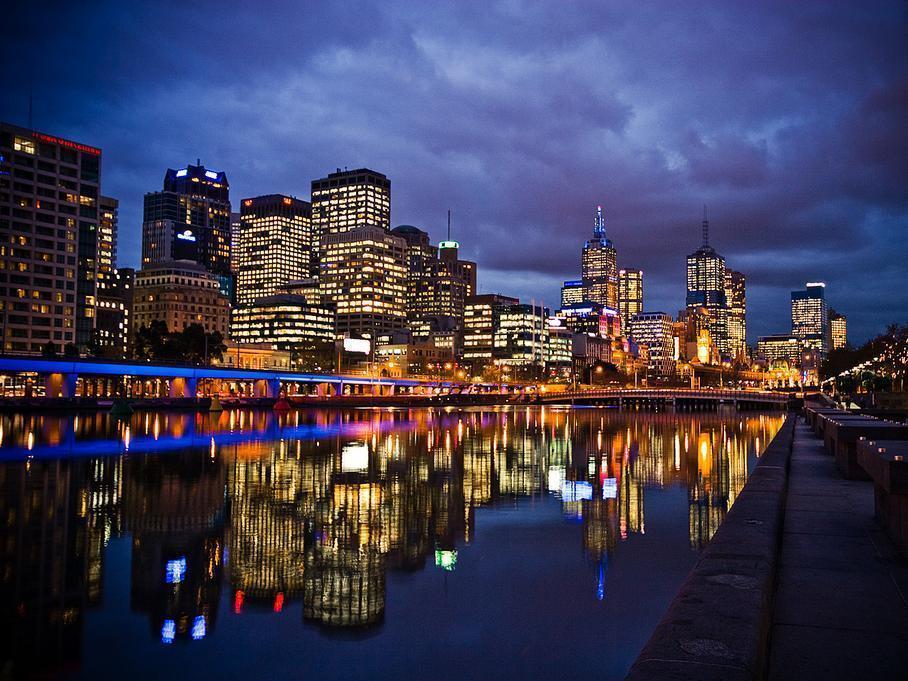 Urban Central Accommodation Melbourne Exterior photo